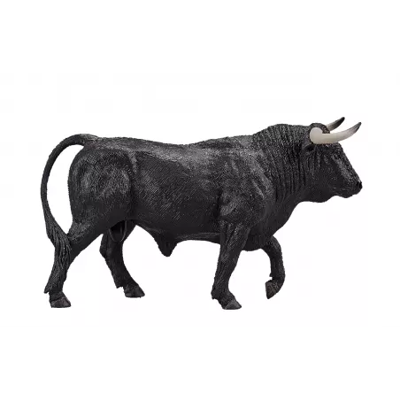 Escultura detallada de toro español, figura decorativa que simboliza fuerza y tradición.