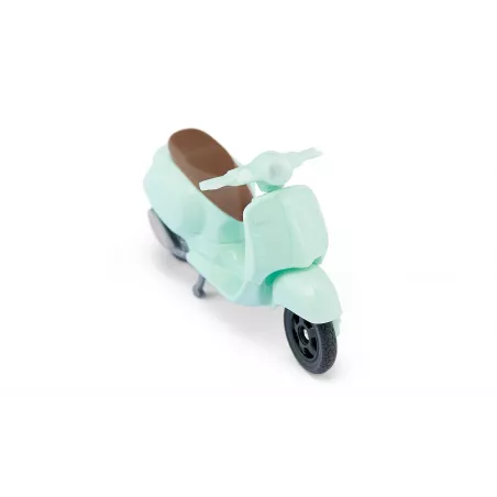 Miniatura de moto Vespa 125 GTS Súper de Siku en color verde menta con manillar móvil