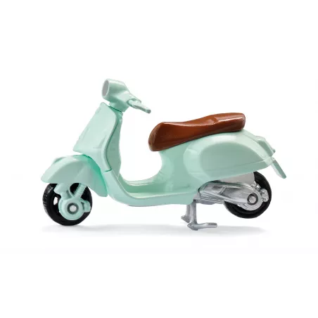 Miniatura de moto Vespa 125 GTS Súper de Siku en color verde menta con manillar móvil