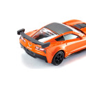 Miniatura de juguete Chevrolet Corvette ZR1 fabricada en metal y plástico con detalles realistas.