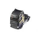 Camión de juguete Volvo FH16 en miniatura fabricado con piezas de metal y plástico resistente