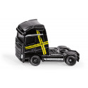 Camión de juguete Volvo FH16 en miniatura fabricado con piezas de metal y plástico resistente