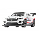 Miniatura metálica del coche eléctrico Ford Mustang Mach-E 1400 de Siku con detalles de competición.