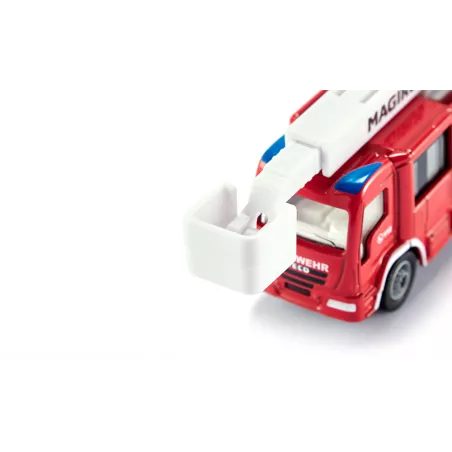 Camión de bomberos de juguete Magirus Multistar TLF en metal y plástico con patas de apoyo.