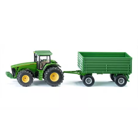 Tractor John Deere con remolque
