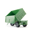 Tractor John Deere con remolque