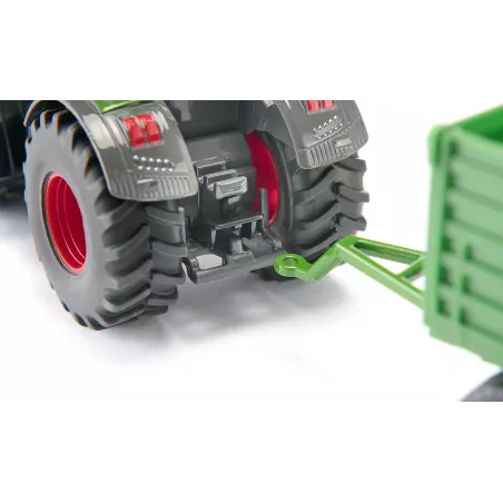 Tractor de juguete Fendt 942 Vario con segadora frontal a escala 1:50 fabricado en metal y plástico.
