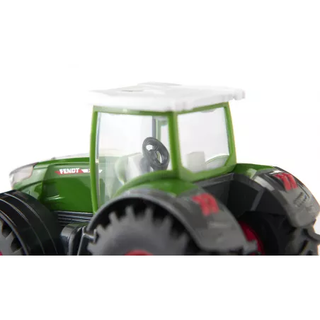 Tractor de juguete Fendt 942 Vario con segadora frontal a escala 1:50 fabricado en metal y plástico.