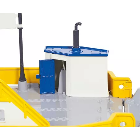 Ferry de juguete Siku a escala 1:50 con rampas móviles y coches de juguete cargados.
