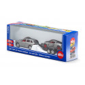Porsche Cayenne Turbo con remolque de transporte y Porsche GT de juguete Siku 2544 a escala 1:55.