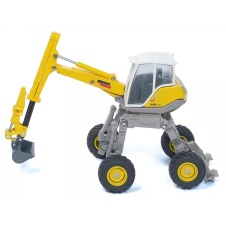 Excavadora Menzi Muck a escala 1:50, miniatura detallada de metal y plástico.