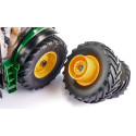Tractor John Deere 7290R Bluetooth a escala 1:32 con luces LED y neumáticos gemelos magnéticos.
