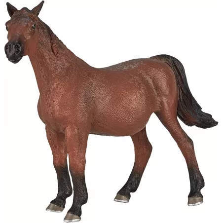 Figura coleccionable de caballo árabe con detalles realistas y porte elegante.