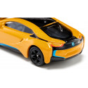 Modelo a escala Siku del deportivo BMW i8 en color amarillo dorado, fabricado en metal y plástico.