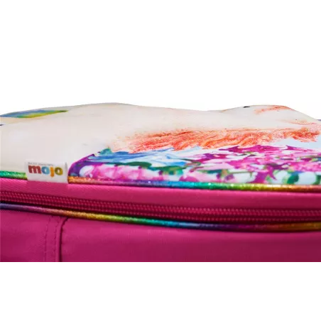 Mochila escolar infantil 3D con relieve de escenario de unicornios de colores y correas acolchadas.
