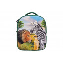 Mochila Selva 3D con figuras de juguete de león, cebra, suricato y folleto de coleccionista.