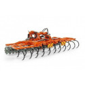 Miniatura de empacadora Morgan MG-X 550/22 y plataforma Stel-ST600 de Universal Hobbies para diorama agrícola.