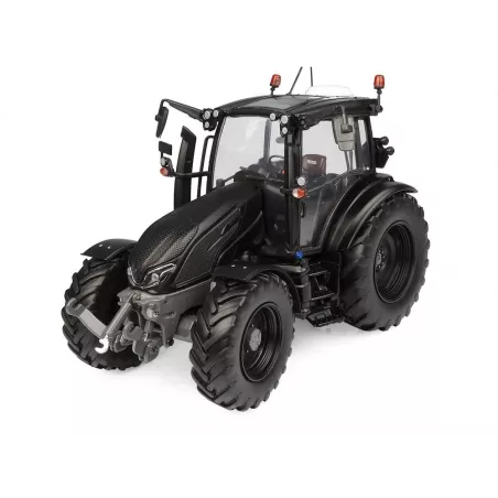 Tractor Valtra G135 Unlimited a escala 1:32 en acabado negro mate de alta calidad para coleccionistas.