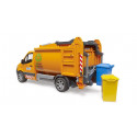 Camión de basura de juguete MB Sprinter de Bruder a escala 1:16 con contenedor basculante funcional