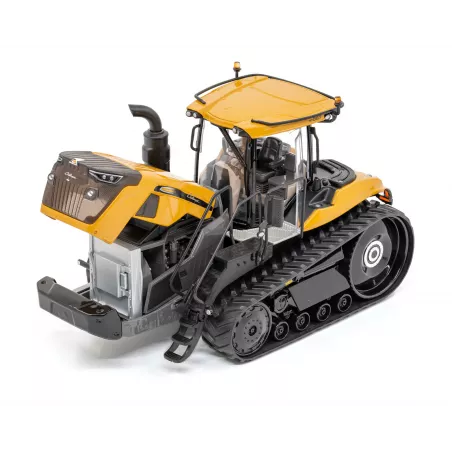 Réplica a escala 1:32 del tractor Challenger MT 867 en metal y plástico con detalles realistas de alta precisión.