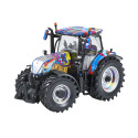Réplica a escala 1:32 del tractor New Holland T7.300 Edición Limitada 60 Aniversario de Britains para coleccionistas.