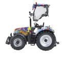 Réplica a escala 1:32 del tractor New Holland T7.300 Edición Limitada 60 Aniversario de Britains para coleccionistas.