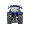 Miniatura a escala 1:32 del tractor New Holland T7.300 LWB Blue Power en color azul metálico para coleccionistas.