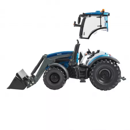 Tractor Valtra T234 turquesa equipado con cargador frontal