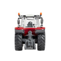 Réplica a escala 1:32 del tractor Massey Ferguson 6S.180 de Britains en metal y plástico.