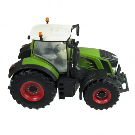 Tractor Fendt 828 Vario a escala 1:32 de Britains, réplica detallada de maquinaria agrícola.
