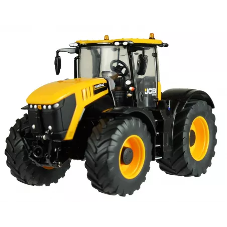 Réplica a escala 1:32 del tractor JCB Fastrac 8330 de Britains para coleccionistas.