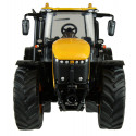 Réplica a escala 1:32 del tractor JCB Fastrac 8330 de Britains para coleccionistas.