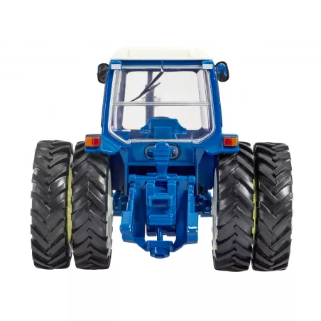 Tractor clásico Ford 7600 a escala 1:32 con ruedas traseras dobles de Britains para coleccionistas.