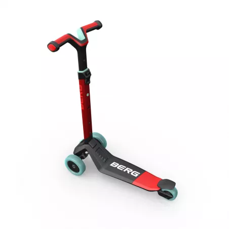 Patinete de tres ruedas BERG Nexo plegable en color rojo para niños.