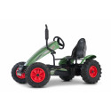 Kart de pedales BERG XXL Fendt BFR con chasis extragrande y diseño de tractor para aventuras al aire libre.