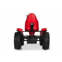 Kart de pedales BERG XL Case IH BFR-3 con diseño de tractor y sistema de tres marchas.