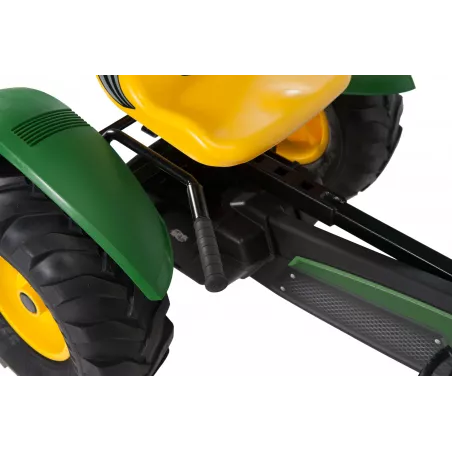Kart de pedales eléctrico BERG XXL John Deere E-BFR con motor de asistencia de 250W.