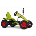 Kart de pedales eléctrico BERG XXL Claas E-BFR-3 con diseño de tractor agrícola y motor asistido.