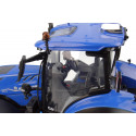 Miniatura a escala 1:32 del tractor New Holland T7.300 Auto Command 2023 en metal y plástico para coleccionistas.