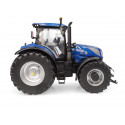 Miniatura a escala 1:32 del tractor New Holland T7.300 Blue Power Auto Command 2023 para coleccionistas.