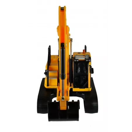 Réplica a escala 1:32 de la excavadora JCB 220X LC de Britains para coleccionistas.