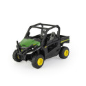 Réplica a escala 1:32 del vehículo agrícola John Deere Gator de Britains para coleccionistas y dioramas.