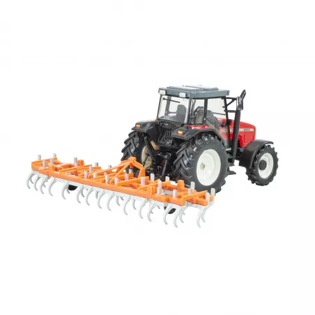 Tractor Massey Ferguson a escala 1:32 con cultivador de juguete Britains.