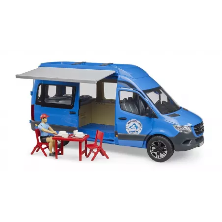 Furgoneta camper de juguete Mercedes-Benz Sprinter de Bruder a escala 1:16 con figura de conductor