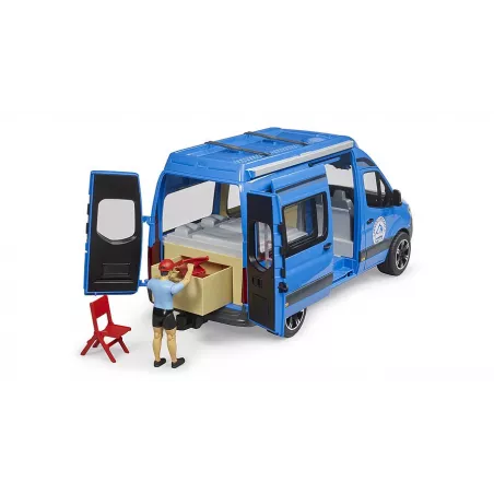 Furgoneta camper de juguete Mercedes-Benz Sprinter de Bruder a escala 1:16 con figura de conductor