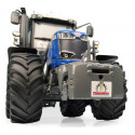 Maqueta a escala 1:32 de tractores Plogmaker MF 7726S y MF 8260 de Universal Hobbies para coleccionistas.