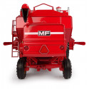Miniatura a escala 1:32 de la cosechadora clásica Massey Ferguson 760 de Universal Hobbies para coleccionistas.