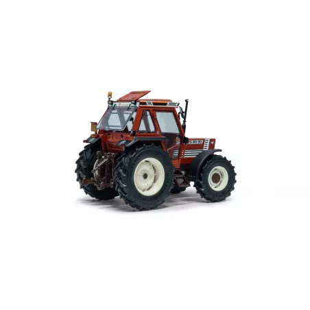 Tractor en miniatura Fiat 80-90 Superconfort a escala 1:32 para coleccionistas.