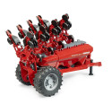 Sembradora de precisión Horsch Maestro 8CX de juguete a escala 1:16 marca Bruder.