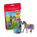 Set de belleza con Kim de Schleich, potro Criollo y accesorios de equitación de juguete.
